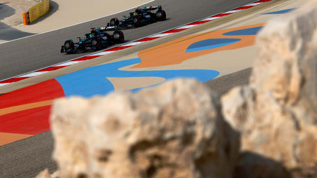 Bahrain - Mercedes w15